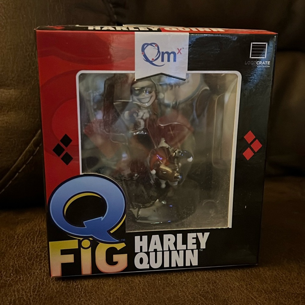 Rare QFig Harley Quinn Collectible Toy. DC Comics Suicide Squad.